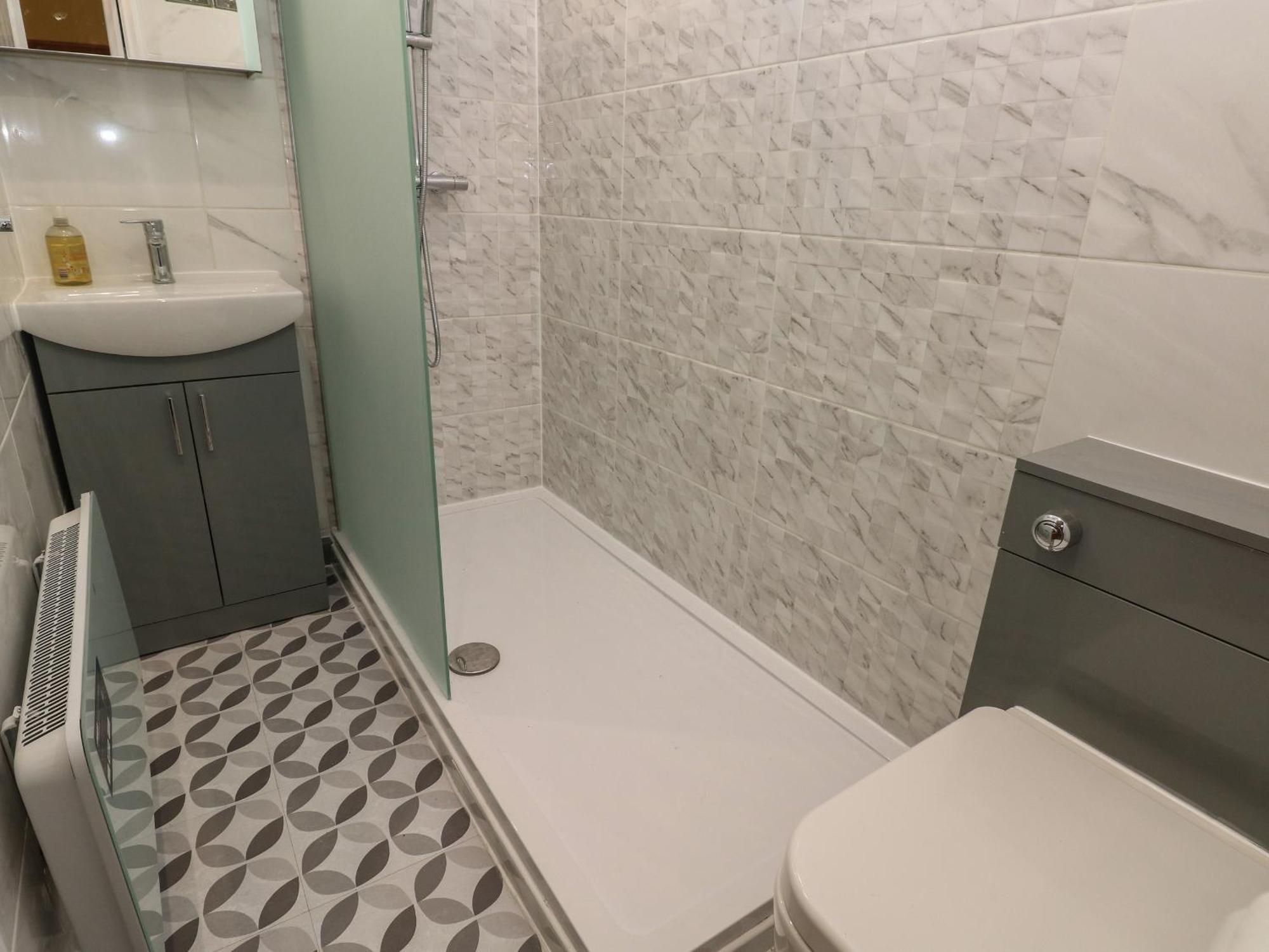 The Laurels Flat Apartment Cardiff Bagian luar foto