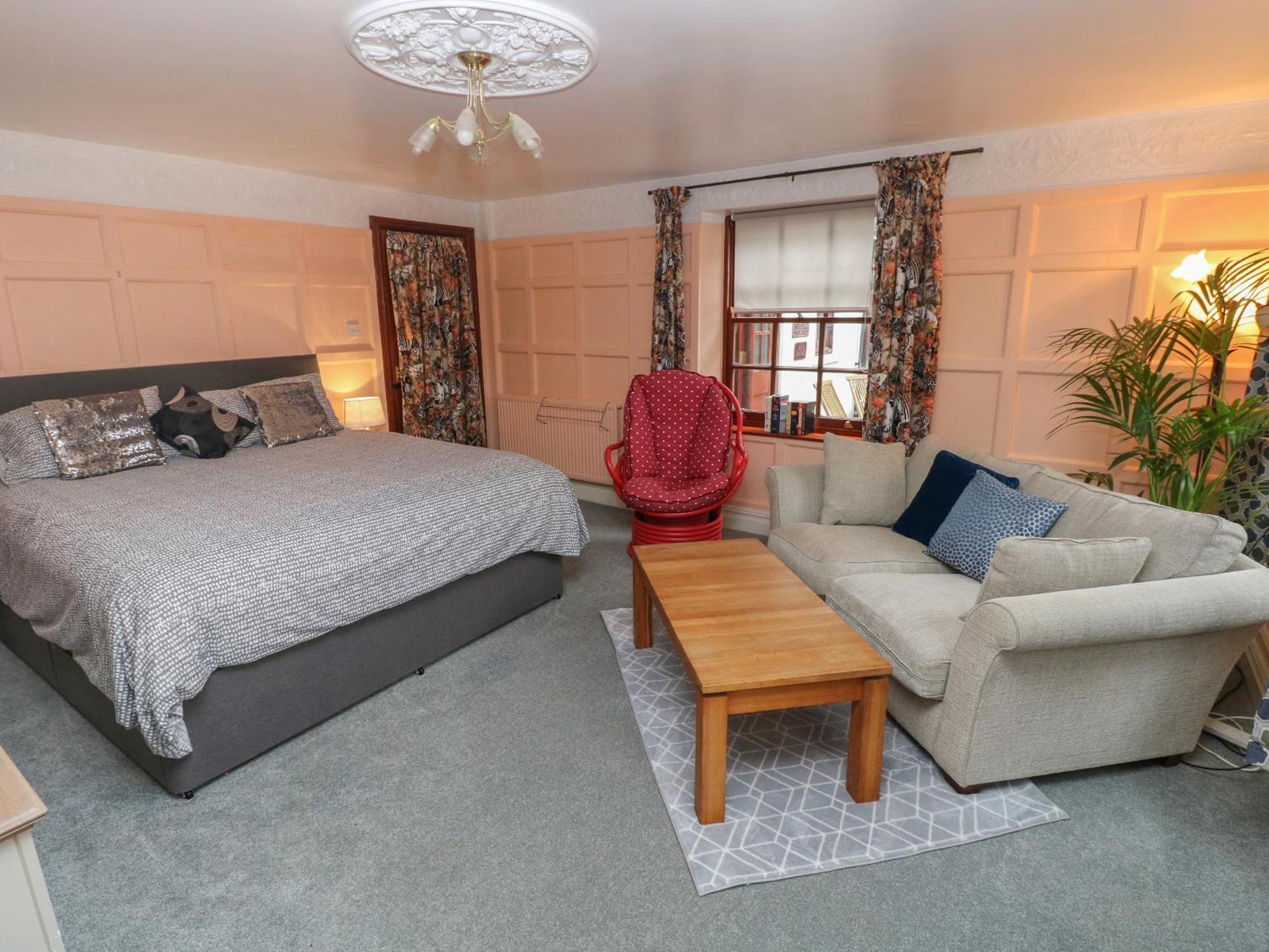 The Laurels Flat Apartment Cardiff Bagian luar foto