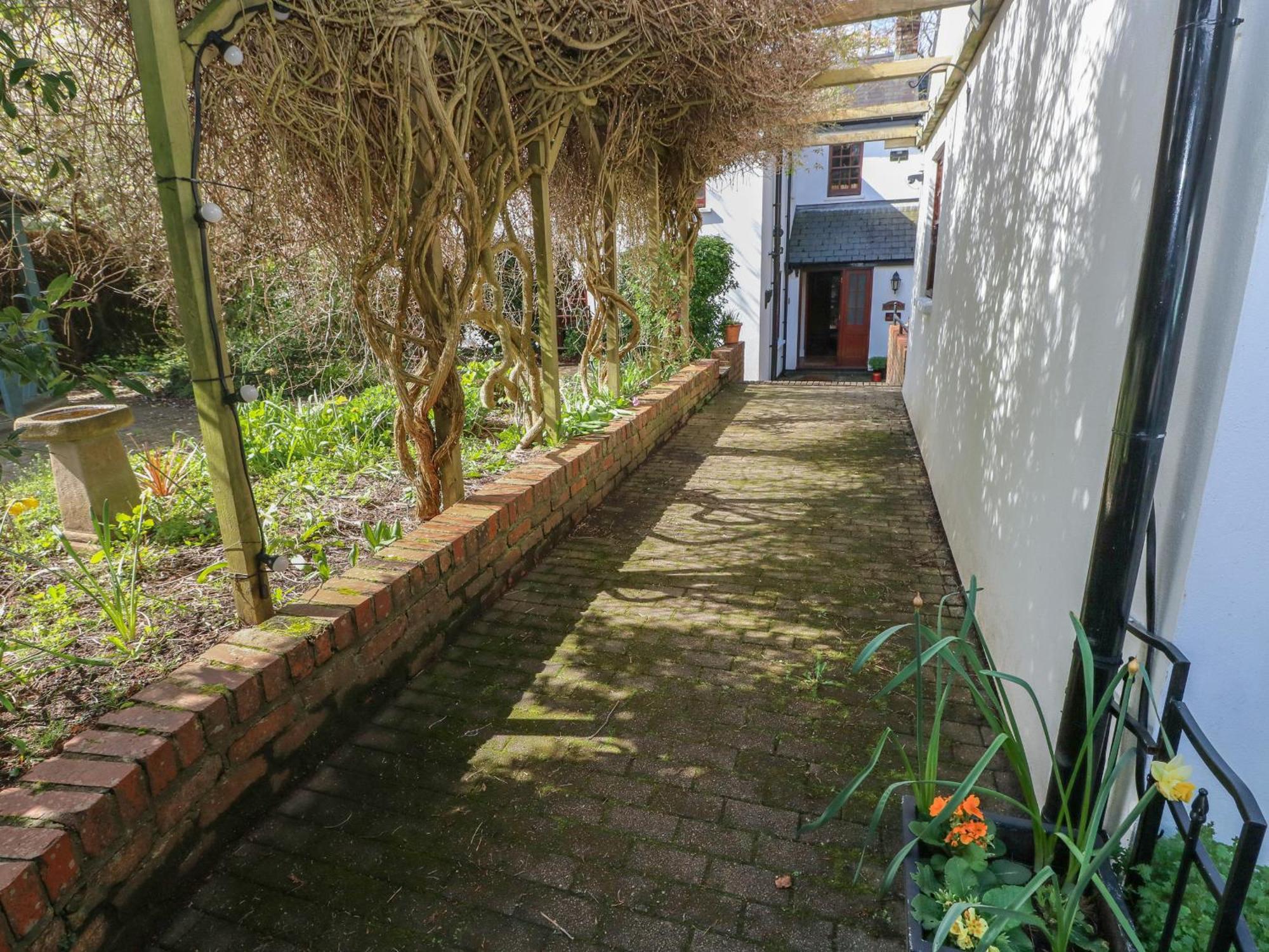 The Laurels Flat Apartment Cardiff Bagian luar foto