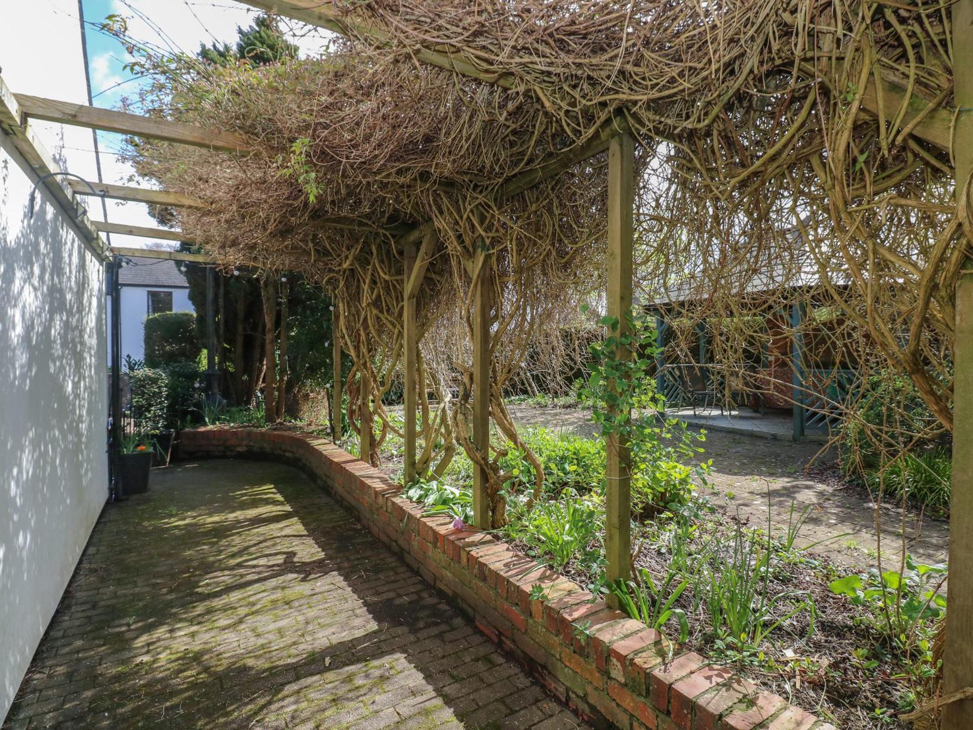 The Laurels Flat Apartment Cardiff Bagian luar foto